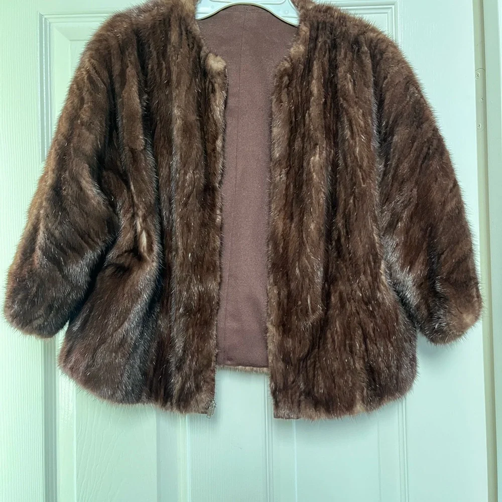 Women’s rich brown fur cropped jacket - Picture 6 of 10
